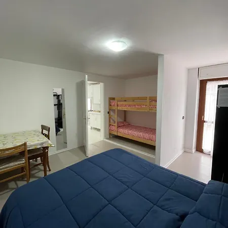 Casa Host , Fontana Candida Metro C, Vicino Tor Vergata 罗马