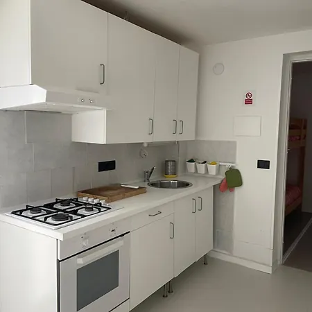Casa Host , Fontana Candida Metro C, Vicino Tor Vergata 公寓 *
