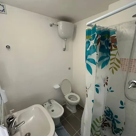 Casa Host Apartment *
